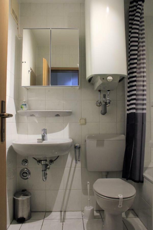 Modernes Apartment Im Herzen Von Βίρτσμπουργκ Εξωτερικό φωτογραφία